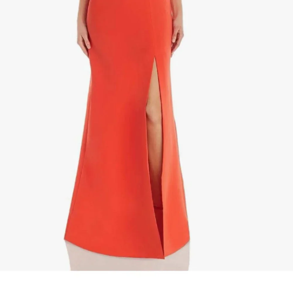 BCBGMAXAZRIA Women's Strappy Caged Gown‎ Size-4 NWT